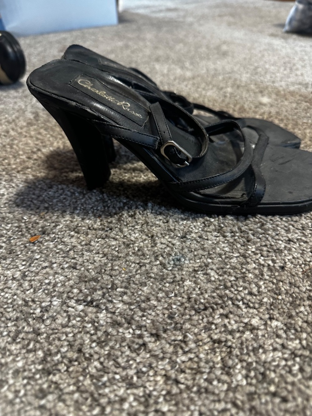 Heels - Picture 2 of 3